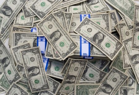 Money 7881948 1280