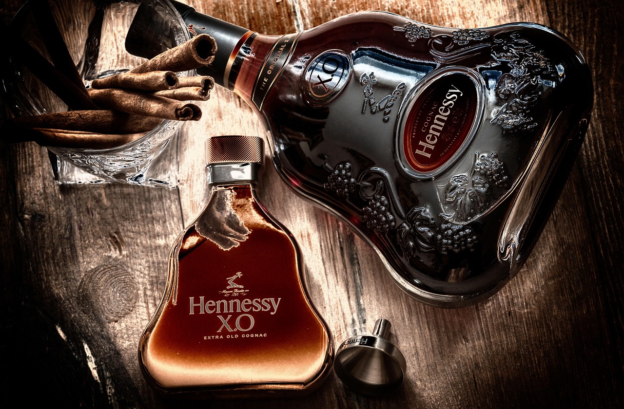 Cognac 5041418 1280 (1)