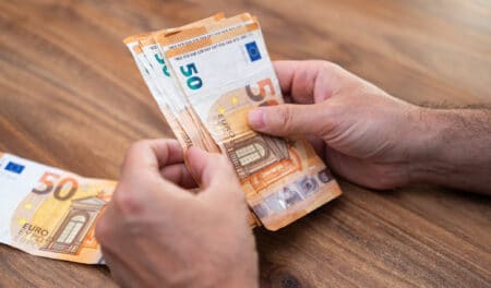 Digne d'un film de science-fiction : 11 millions d'euros en faux billets