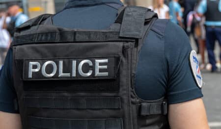 Policier condamné : il utilise la carte bancaire d'une gardée à vue pour payer ses paris sportifs