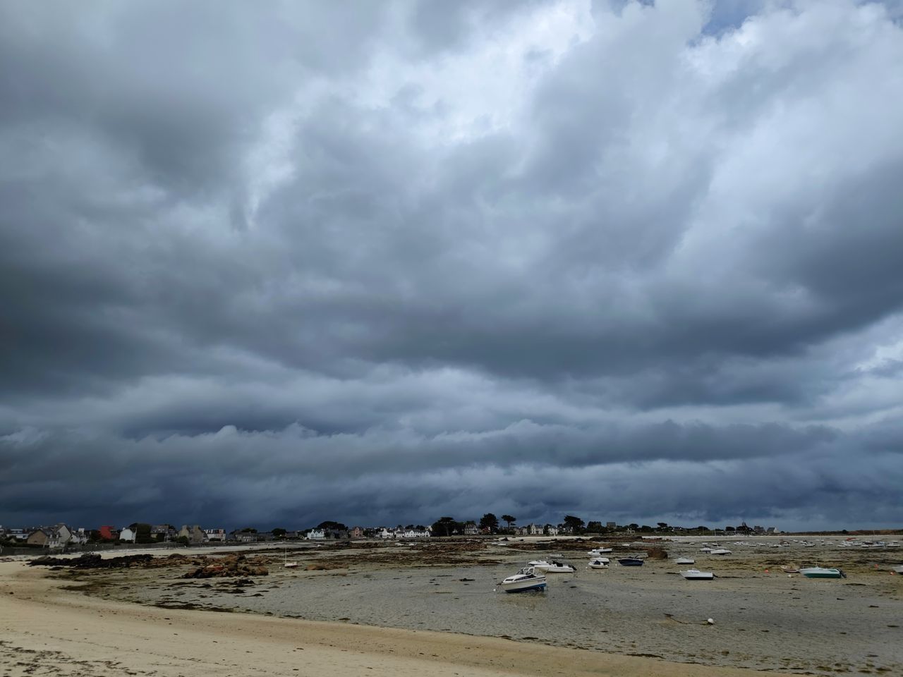 Alerte vents violents : des rafales attendues ce samedi 7 juin 2025