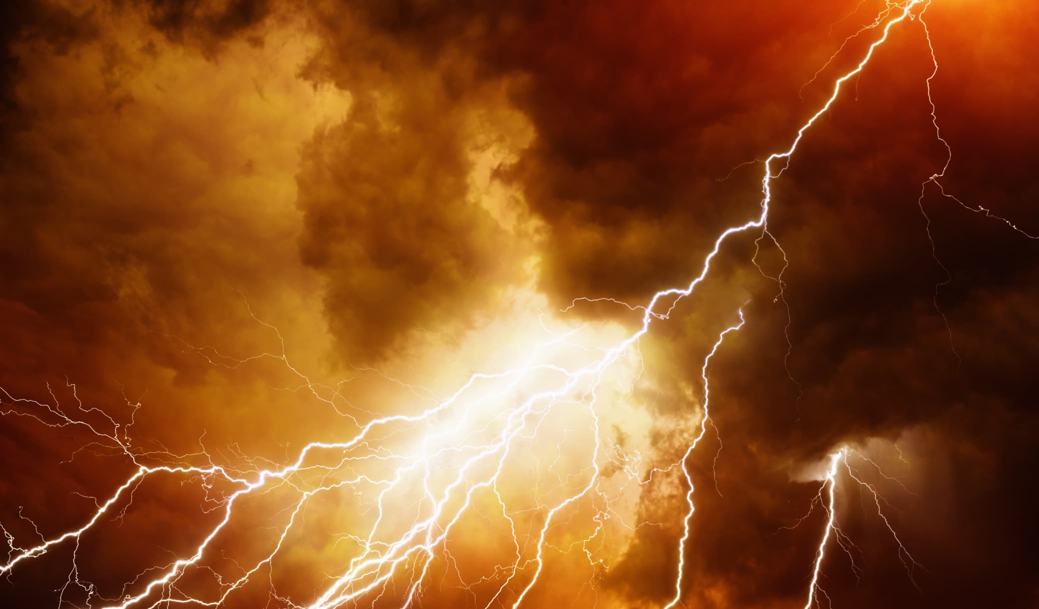 Vigilance orange : de violents orages prévus pour ce week-end en France