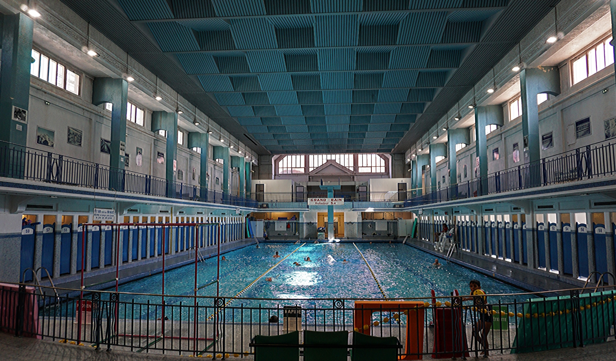 Cette piscine en Suisse interdit l'entrée aux français