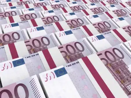 Elle touche 71,5 millions d’euros au Loto… une règle inattendue lui arrache tout une semaine plus tard