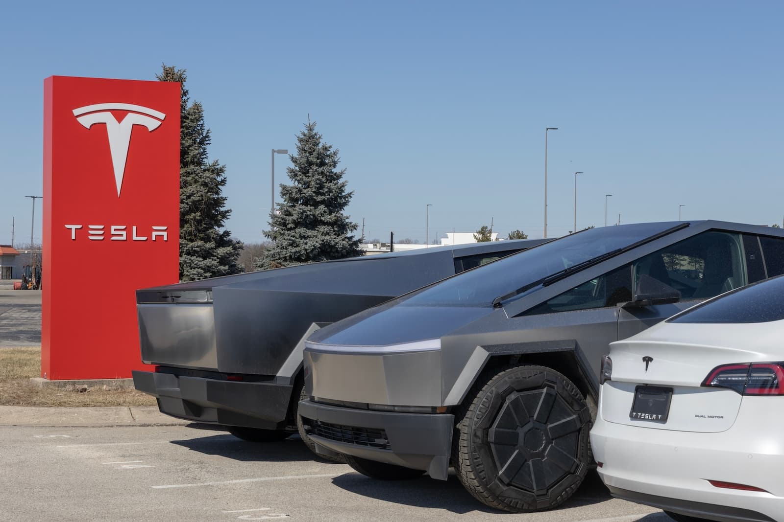 Aux États-Unis, Tesla s’effondre à 38 % du marché des voitures électriques