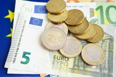 Nouveau placement à 5% : les Français délaissent-ils déjà le Livret A ?