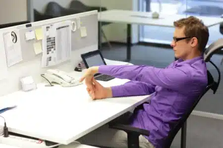 Recruté puis totalement oublié : son employeur le paie chaque mois sans qu'il ne travaille