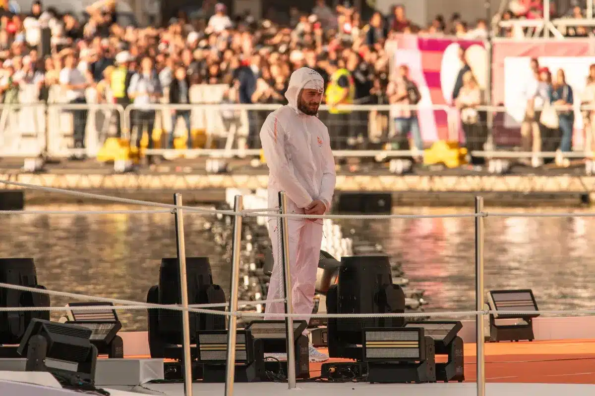 Les propriétaires de la villa du clip « Moulaga » de Jul et Heuss réclament une somme hallucinante