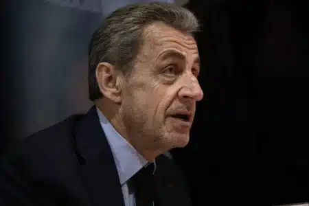 Sarkozy derrière les barreaux : que vont devenir ses employés restés aux frais du contribuable ?