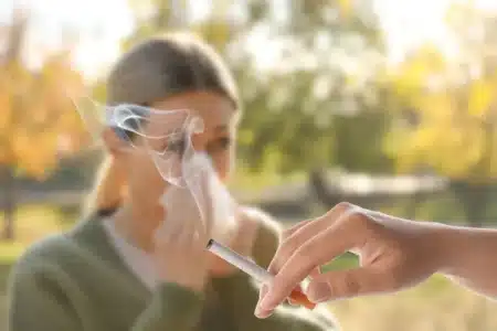 Mauvaise nouvelle pour les fumeurs : combien va réellement coûter votre paquet de cigarettes ?