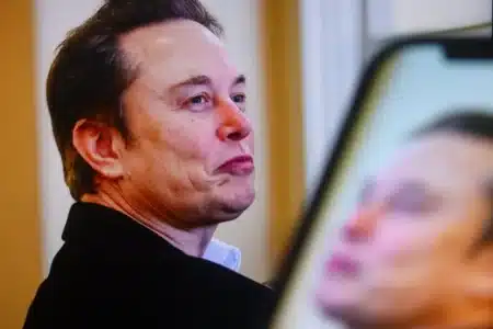 Dans 10 à 20 ans, Elon Musk prédit un monde sans travail ni argent grâce à l’IA