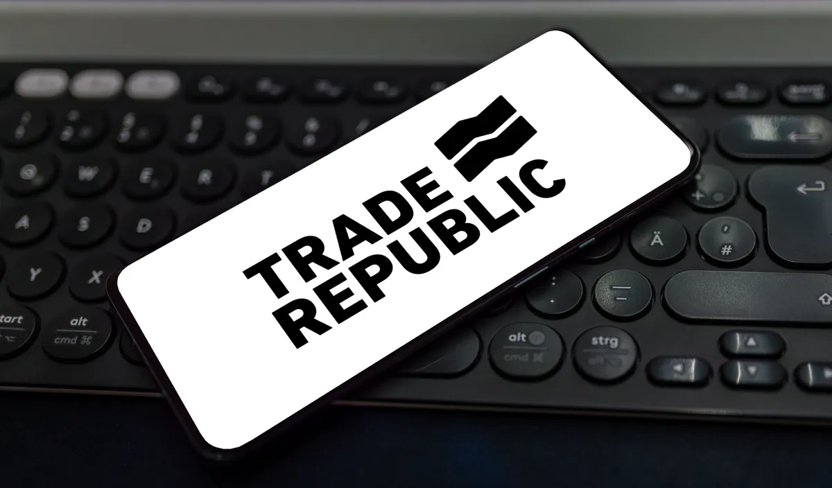 Virement automatique chaque mois : l’astuce cachée du compte Trade Republic
