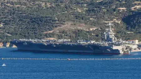 Toilettes bouchées, équipage à bout : l’USS Gerald Ford quitte le Moyen-Orient dans un état qui inquiète