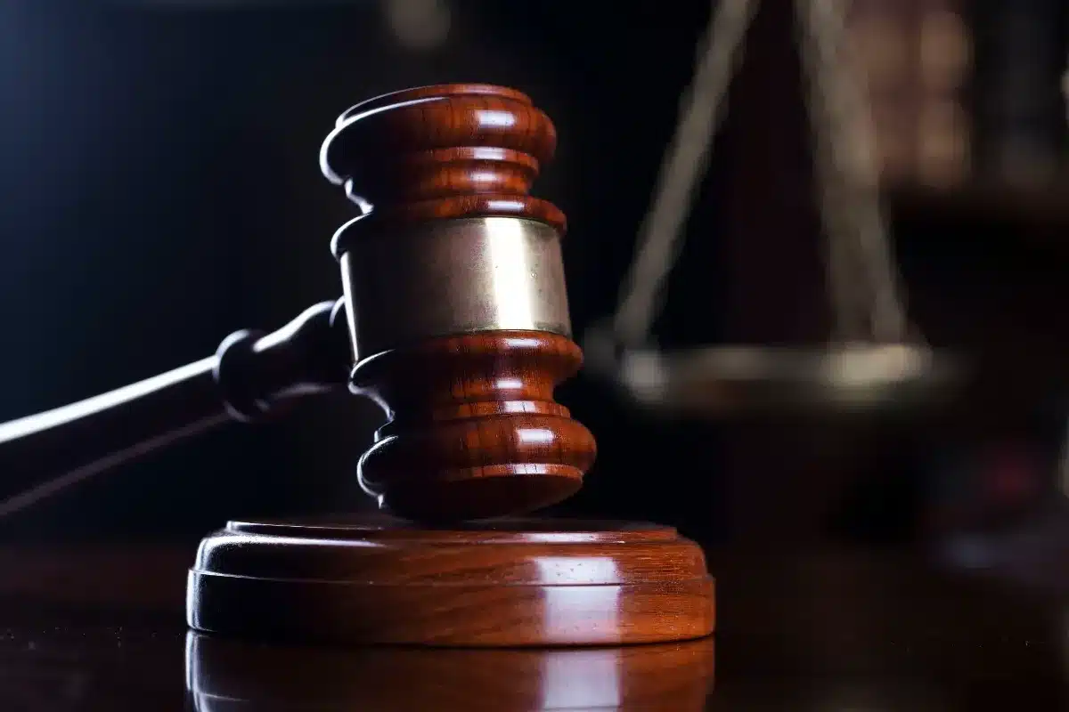 Il rénove sa maison seul… puis la vente s’effondre et la justice lui réclame 149 425 €