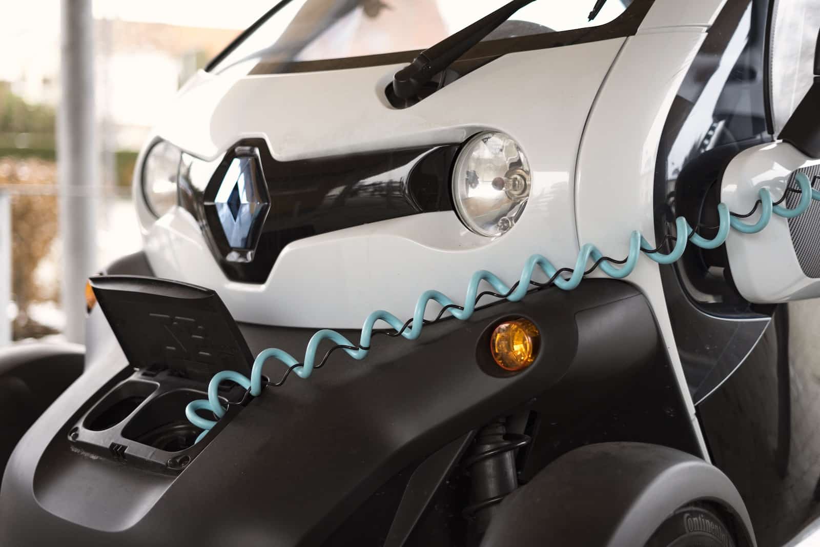 Automobile : les ventes de voitures électriques bondissent de près de 50 % dans l'Union européenne en mars