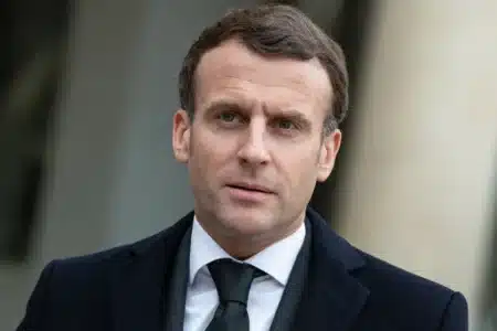 Macron prépare une loi contre les ingérences étrangères pour 2027