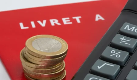Pourquoi de plus en plus de conseillers bancaires recommandent de faire ça sur son Livret A avant le 1er mai 2026, et vite