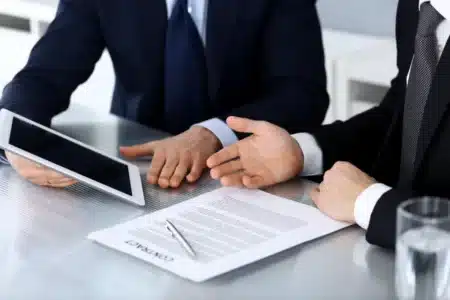 Pas de vacances pendant 25 ans : cet employé a cumulé 820 jours de congés non pris et vient de recevoir près de 450 000 euros d'indemnisation