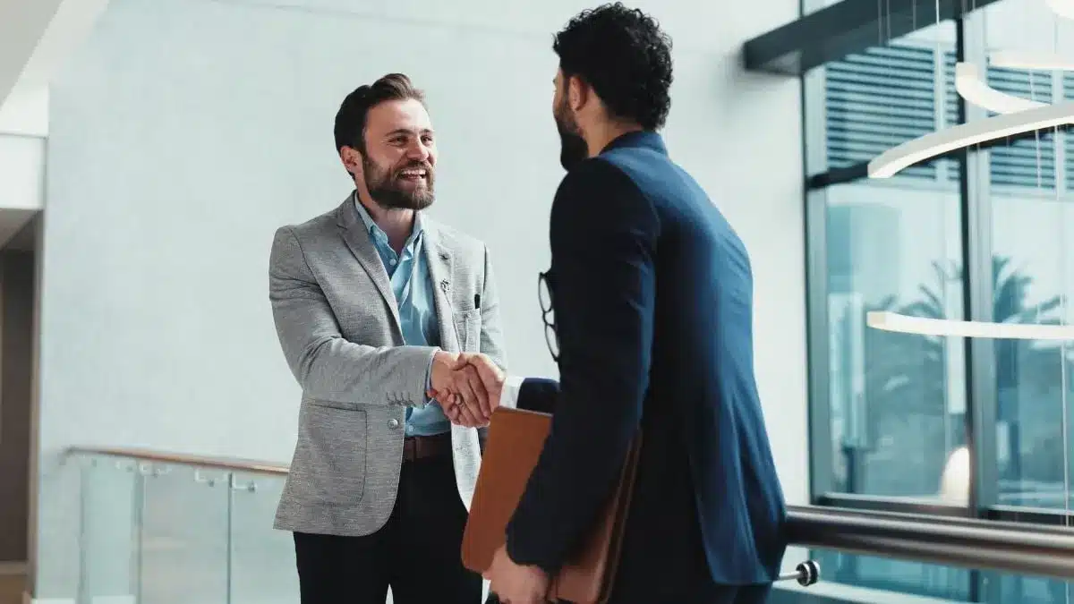 Son CDD s'est terminé il y a deux ans, personne ne l'a prévenu : la Cour de cassation vient de statuer en sa faveur