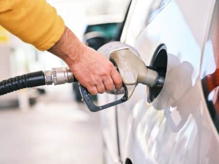Totalenergies Prolonge Le Plafonnement De Lessence Mais Releve Le Prix Du Diesel