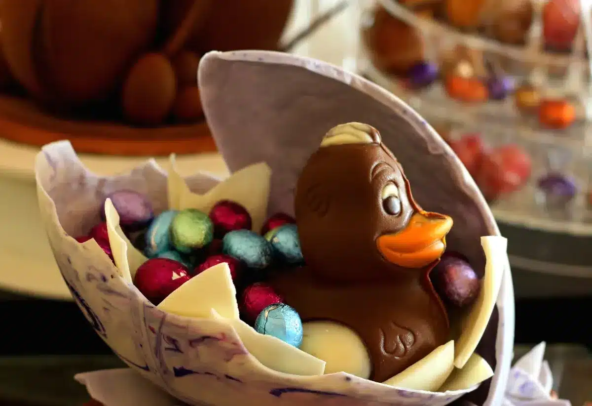 Selon l'UFC-Que Choisir, le chocolat de Pâques Lidl bat Jeff de Bruges : moins de cadmium, moins d'additifs, et trois fois moins cher