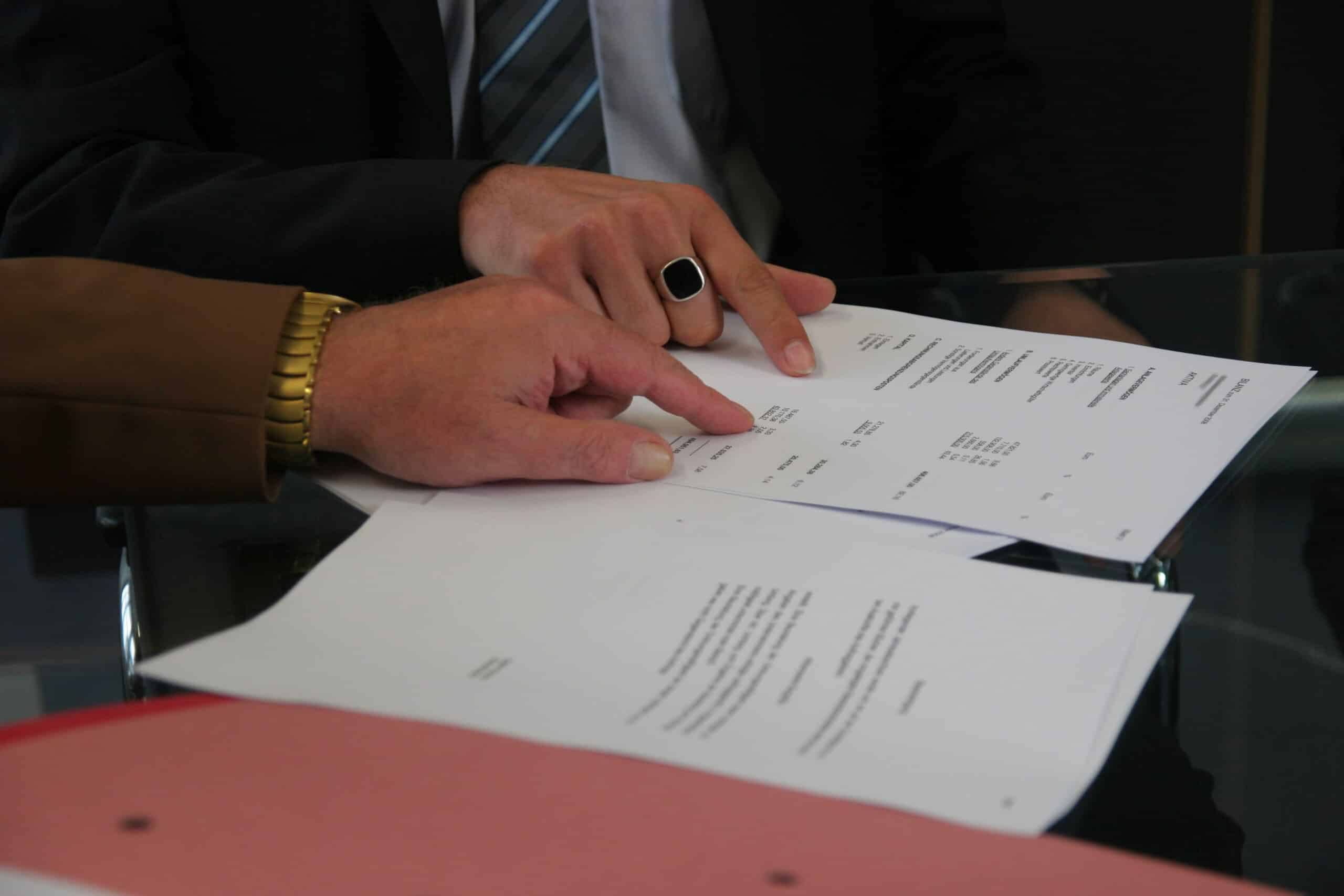 Delphinmedia Contract 408216