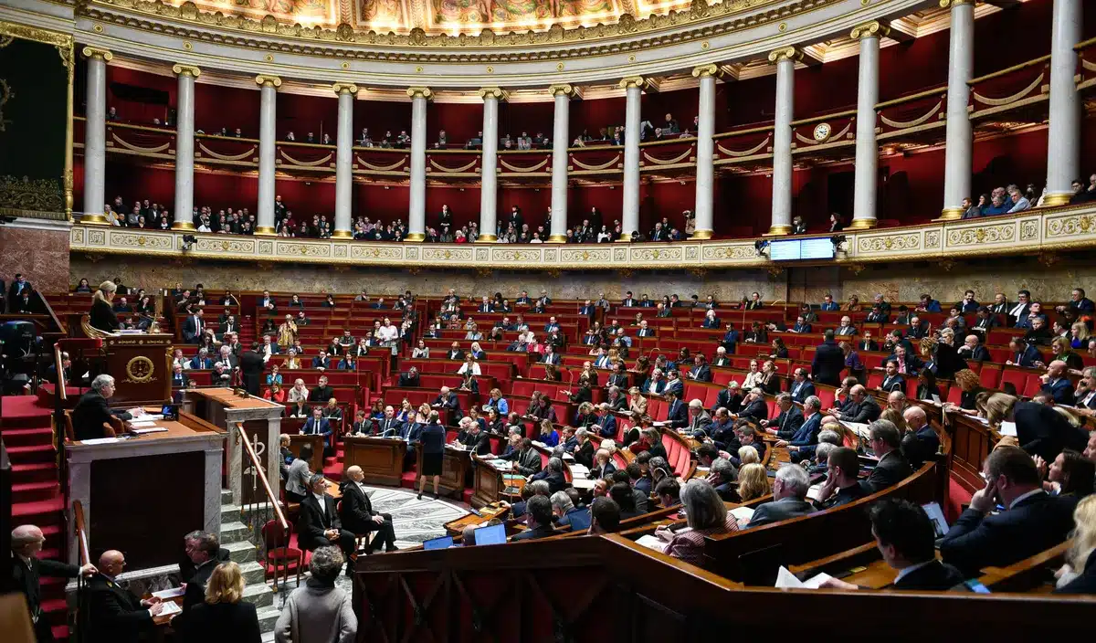 Les députés rejettent un texte puis l'adoptent finalement : la durée d'indemnisation chômage après rupture conventionnelle va baisser
