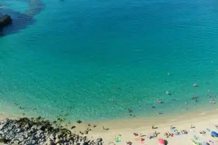 Ni avion ni bateau : ce projet de tunnel sous-marin entre deux continents pourrait changer la vie de millions d'Européens dès 2040