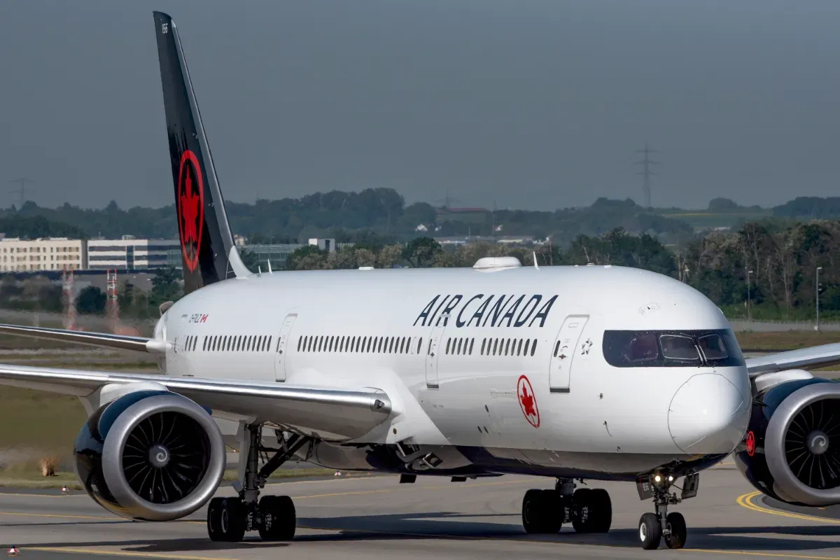 Un commandant de bord d'Air Canada a volé pendant 17 ans sans la licence requise : « la sécurité aérienne n'a pas été compromise »