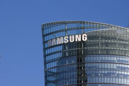 Fini les grèves chez Samsung : l'entreprise automatise ses usines entières avec des machines
