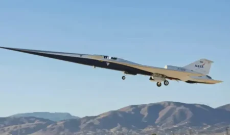 La NASA fera voler le X-59 QueSST en juin : cet avion supersonique reliera Londres à New York en 3 heures seulement