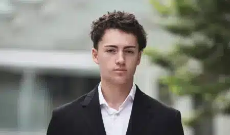 Un Français risquait la prison à Singapour pour avoir léché une paille : le juge vient de trancher et sa décision a surpris tout le monde