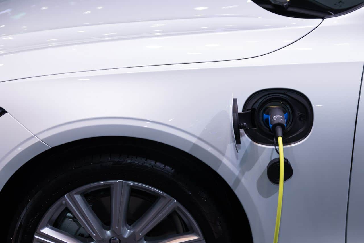 voiture electrique-la-taxe-kilometrique-britannique-expliquee-et-ce-quelle-annonce-pour-vous