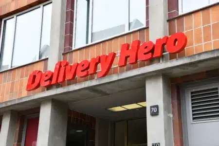 Adieu Delivery Hero : Uber pose 12,7 milliards sur la table et redessine la livraison de repas en Europe