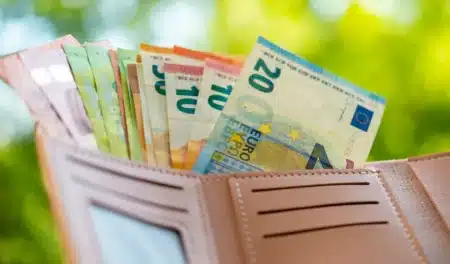 Argent liquide à la maison : quelle est la somme maximum que l'on peut garder chez soi