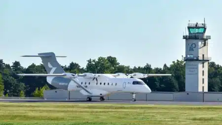 Le plus grand avion électrique du monde a décollé : pourquoi ses constructeurs avouent qu'il ne volera jamais sans kérosène