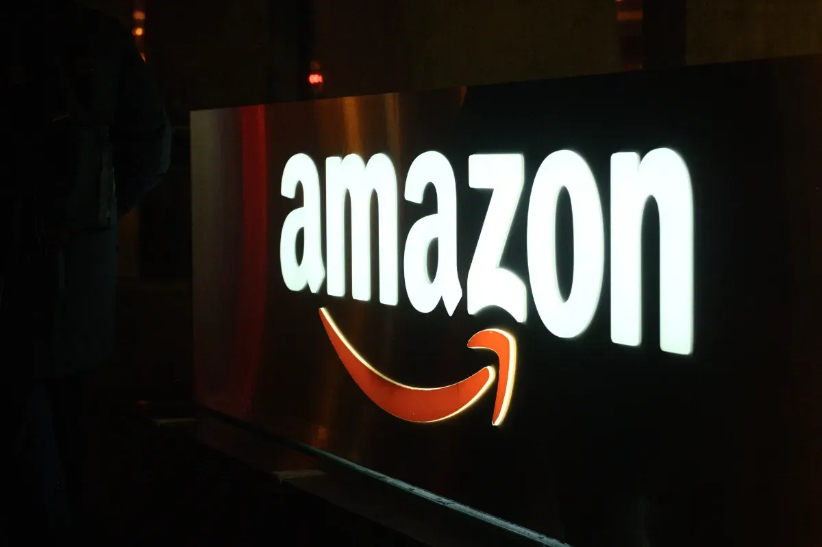 MacKenzie Scott a vendu la moitié de ses actions Amazon pour effacer 40 milliards de dollars de dettes médicales : voici toute l'histoire