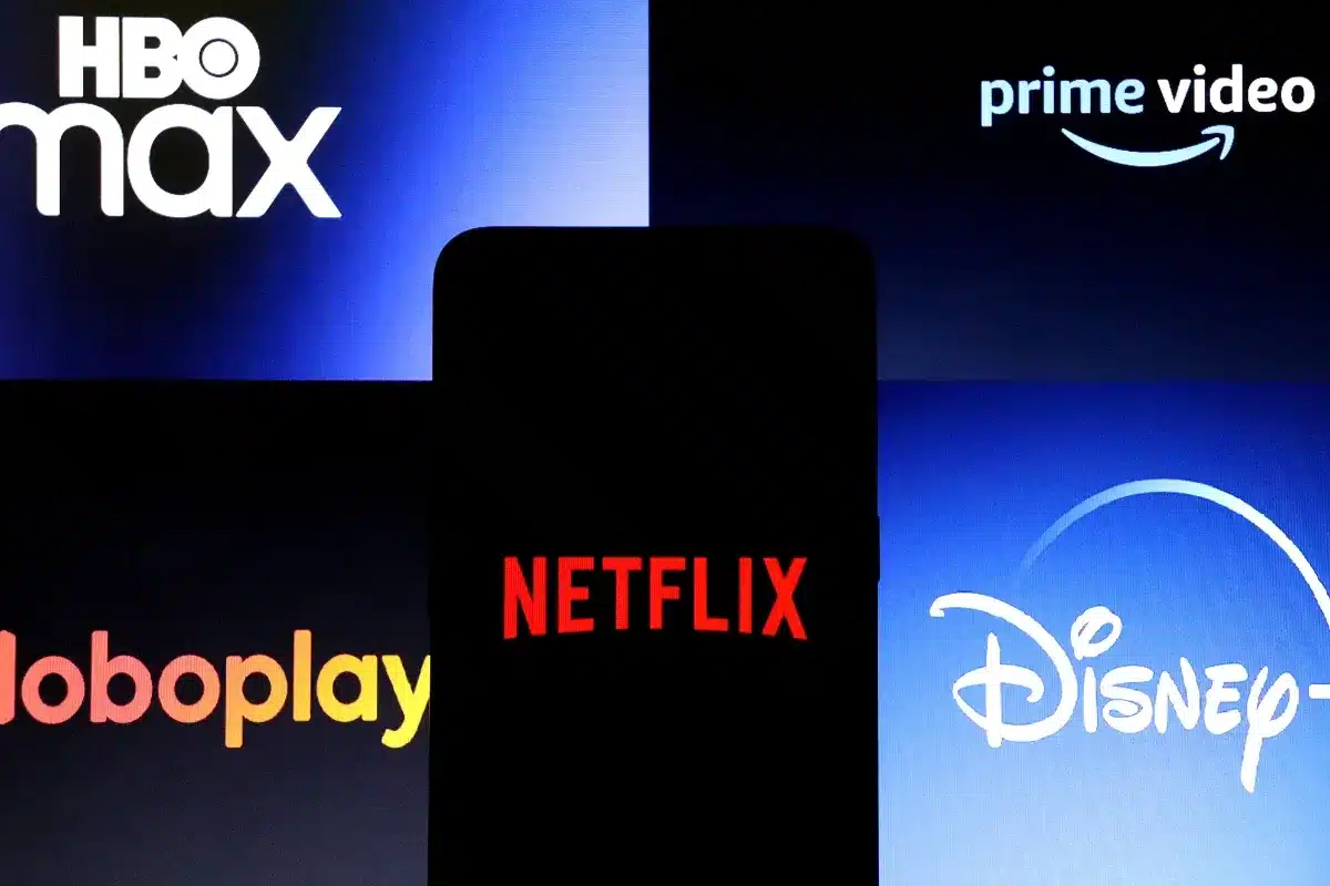 Pourquoi Netflix, Disney+ et Paramount+ envisagent de devenir gratuits : les abonnés payants n'ont pas fini d'être surpris