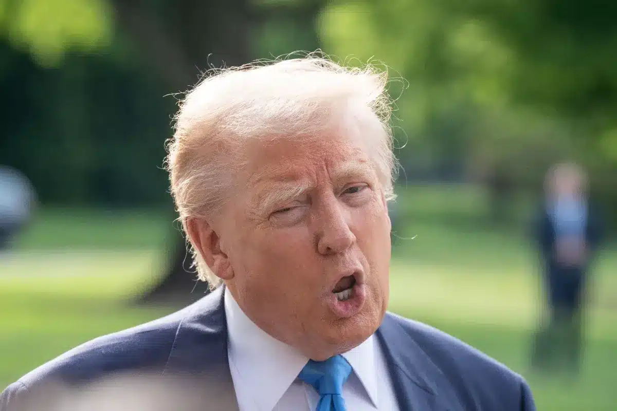 Trump menace de « terribles » répercussions économiques contre les alliés de l'Iran