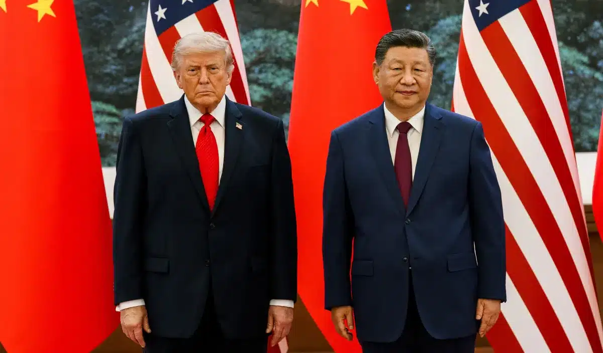Donald Trump avait préparé un accueil grandiose pour Xi Jinping à l'aéroport : c'est finalement lui qui est resté bouche bée