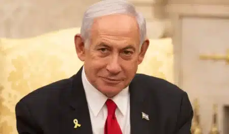 « Je l'ai prévenu personnellement » : le chef des renseignements égyptiens affirme avoir averti Netanyahu avant les attaques du 7 octobre