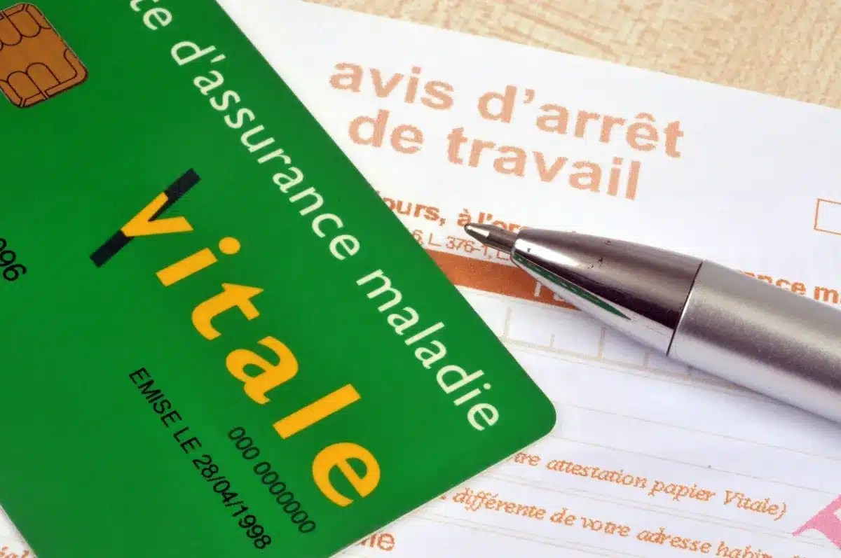 Mauvaise nouvelle pour les patients en ALD : les arrêts de travail sont désormais plafonnés à un an pour certaines pathologies, des milliers de malades concernés