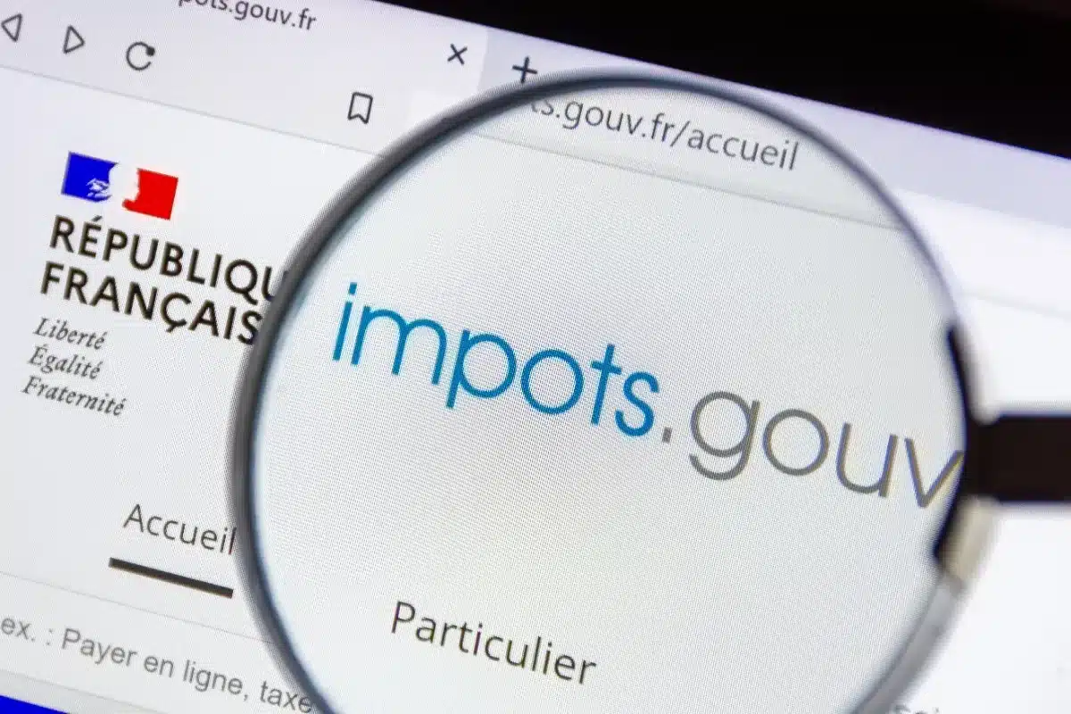 Piratage du fisc : plusieurs centaines de contribuables attaquent l'État en justice