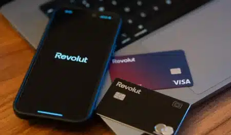Revolut victime d'un vol de données : des clients reçoivent des SMS si crédibles que même les plus méfiants se font piéger