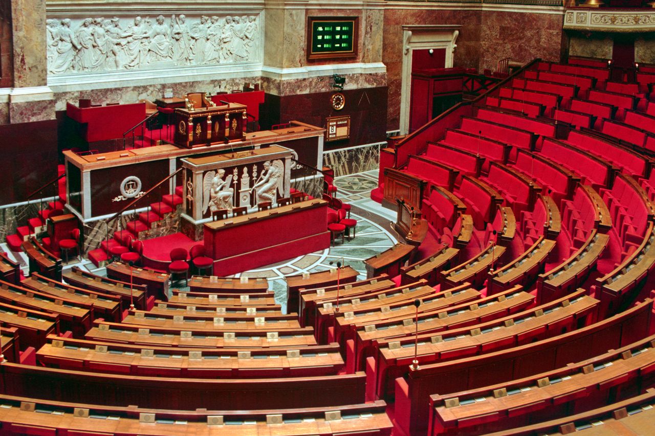 Budget : comment la Cour des comptes veut réduire les effectifs publics