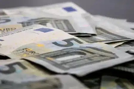 Ce billet de 5 € peut vous rapporter jusqu’à 5 000 € : contrôlez rapidement ce détail discret avant de le dépenser