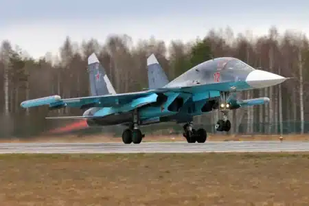Conflit en Ukraine : Kiev attaque un aérodrome russe et atteint six bombardiers SU-34 avec un missile de croisière Long Neptune