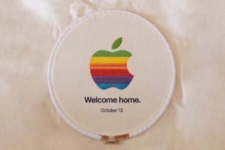 apple-devoile-son-nouveau-logo-arc-en-ciel-pour-levenement-welcome-home-retour-aux-sources-de-1977