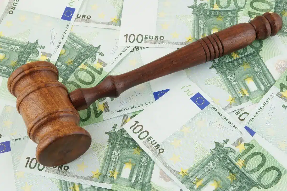 « Je ne comprends pas pourquoi ma banque me prélève autant » : ce que la réforme du 20 novembre change vraiment sur les découverts