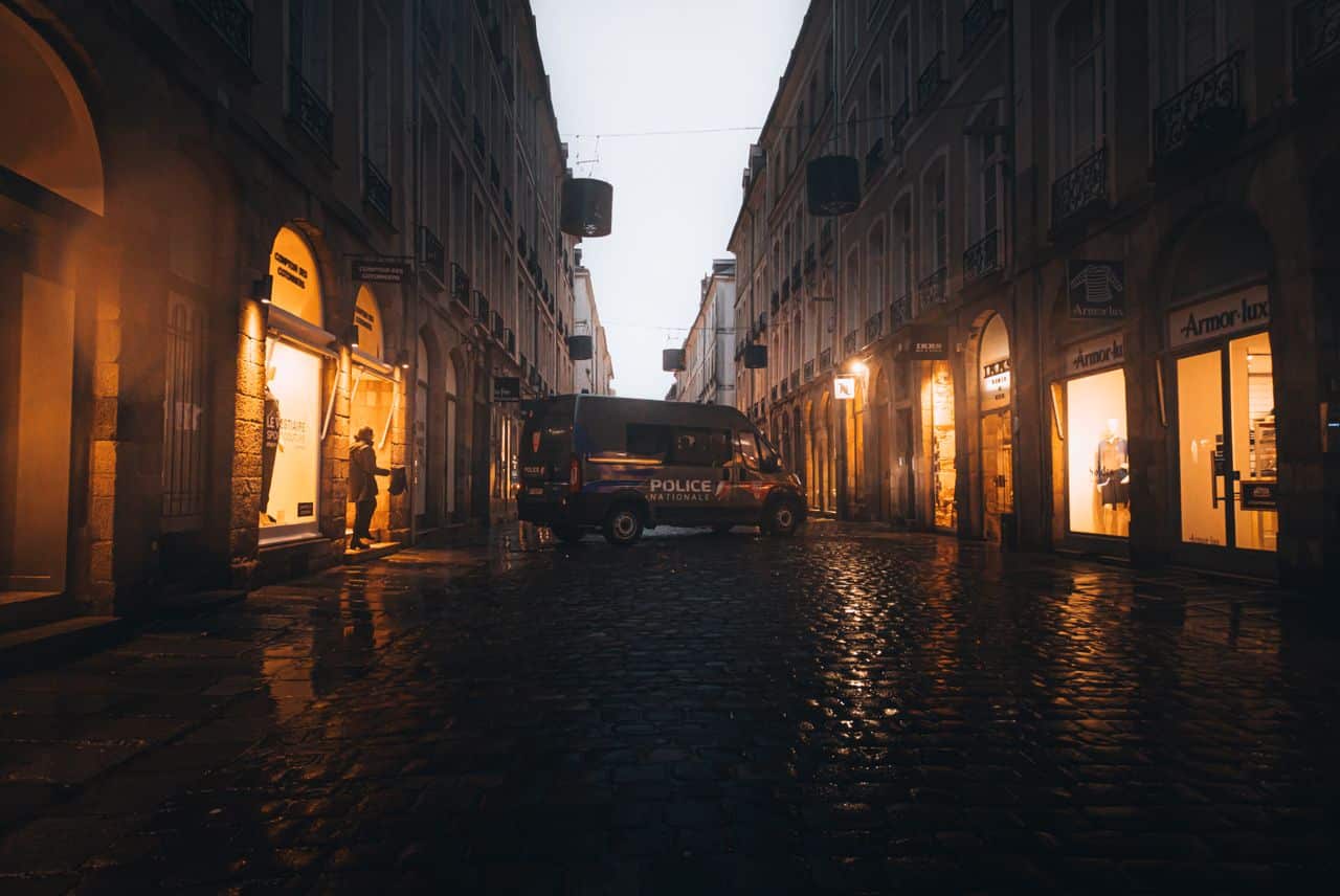 Le couvre-feu instauré dans sept villes françaises jusqu’au 26 octobre